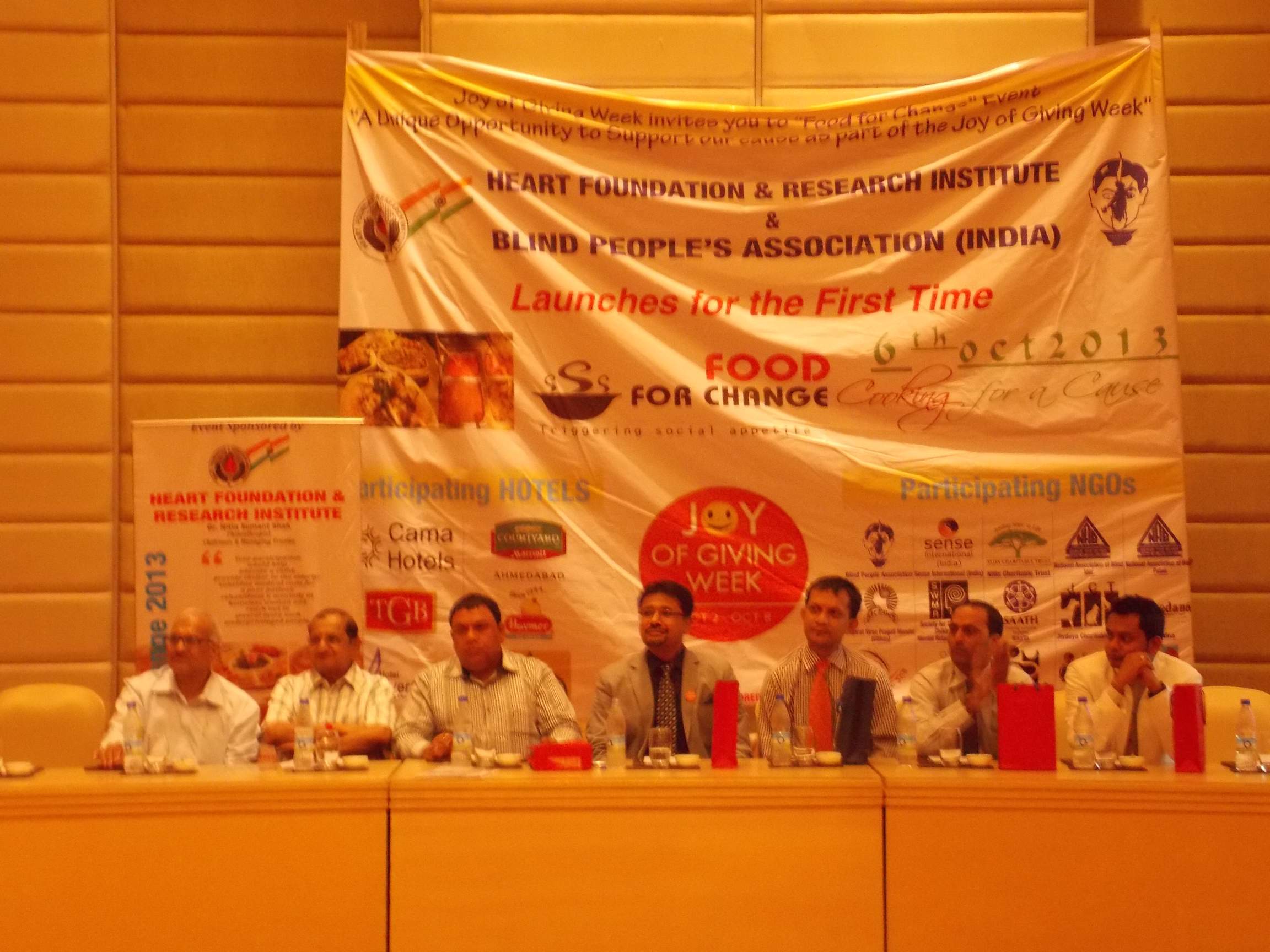 press conference and report of food for change
